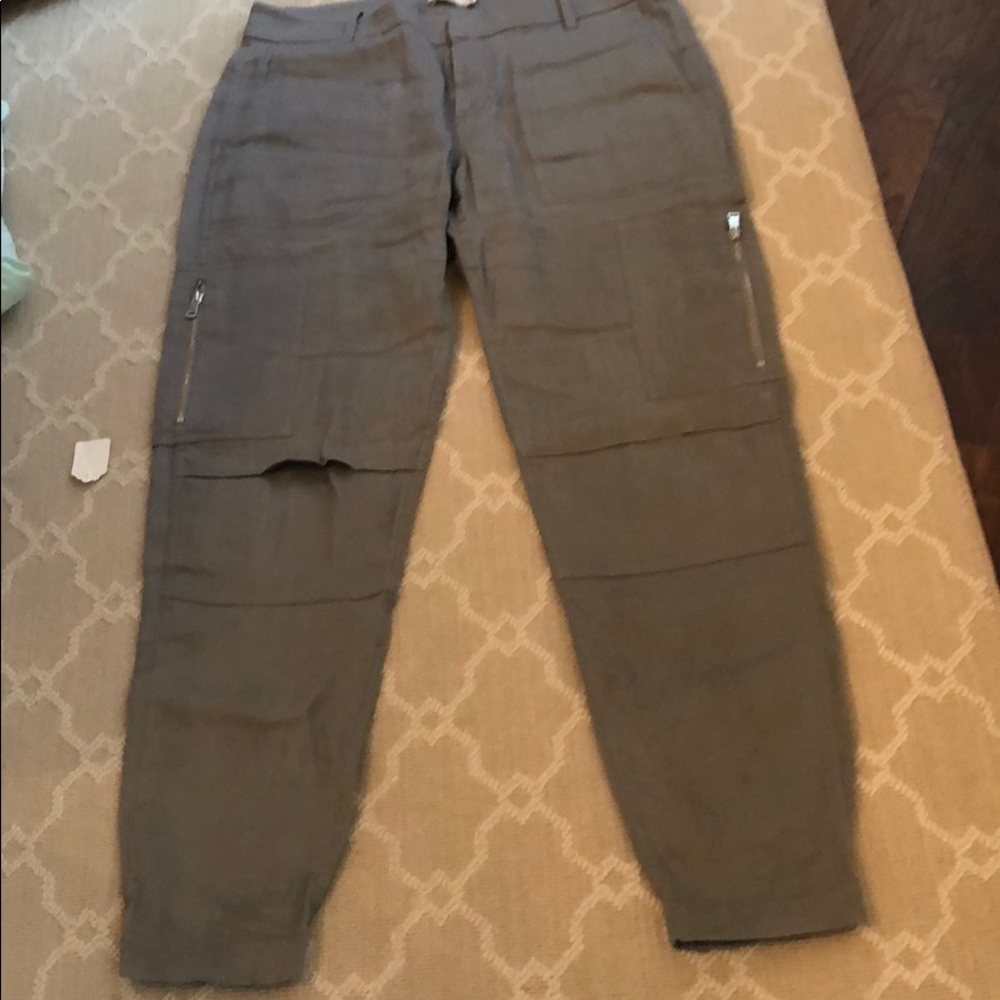 Vince linen jogger pants in size 2